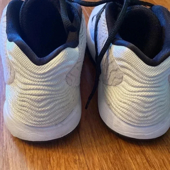 Nike KD 14 TB black/white mens shoe size 9 - great condition - Picture 5 of 9